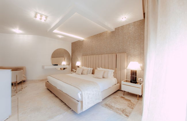 The Penthouse Suites Hotel - Foto 8