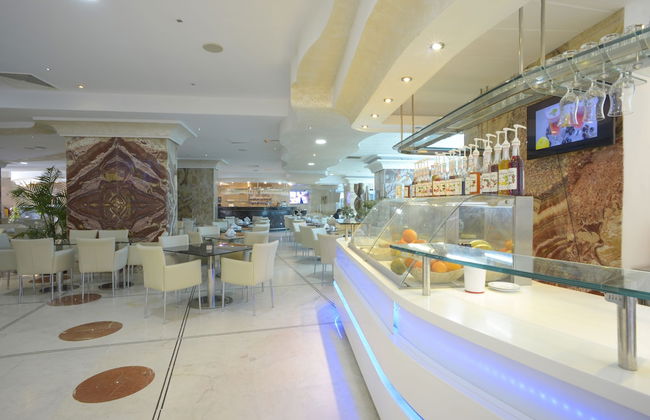 The Penthouse Suites Hotel - Foto 32