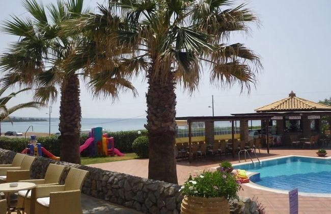 OASIS HOTEL KYPARISSIA - Foto 16
