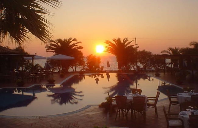OASIS HOTEL KYPARISSIA - Foto 17