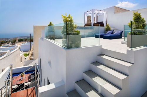 Photo 12 - Stunning Villa, Private hot tub in Thera Santorini