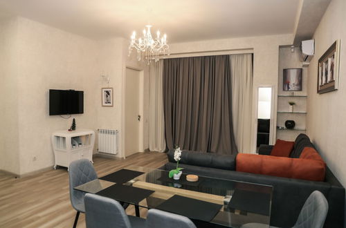 Photo 5 - Hosthub Apartment On Shatberashvili Str