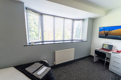 Photo 16 - Spacious 1-bed Studio in Birmingham