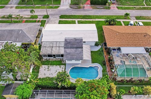 Photo 54 - La Serre Miami Home & Private Pool Near Aventura Mall