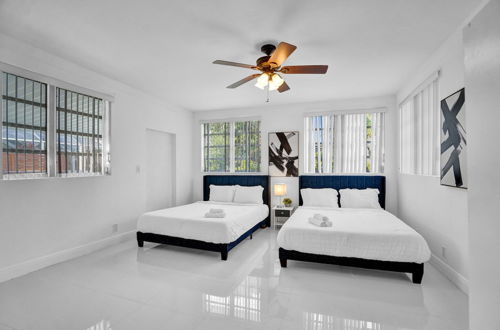 Photo 8 - La Serre Miami Home & Private Pool Near Aventura Mall