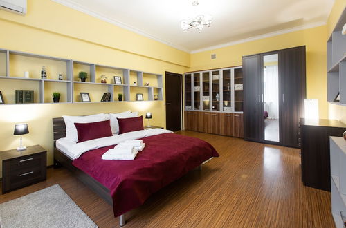 Photo 1 - GoodAps Kutuzovskiy prospect 3 rooms