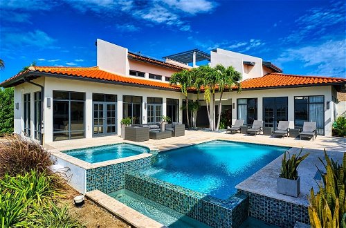 Photo 24 - Stunning Villa With Infinity Pool & Outdoor Kitchen! Across From Marriott