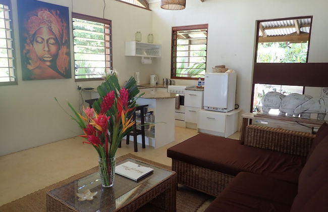 Whispering Palms Vanuatu - Photo 10