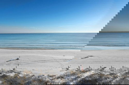 Foto 7 - Destiny on the Sand by Avantstay Direct Beach Access! Bbq on Large Ocean Facing Patio