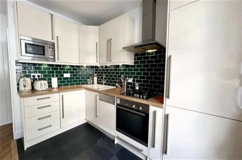 Photo 4 - Quirky 1 Bedroom Apartment in Islington