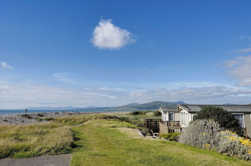 Photo 30 - Sea and Mountain View Sunbeach Holiday Snowdonia