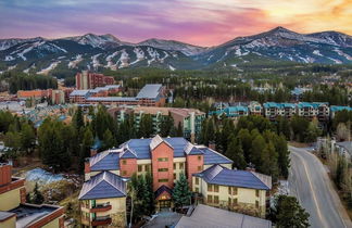 Photo 1 - Rocker by Avantstay Gorgeous Ski-in Ski-out Cabin in Heart of Breck