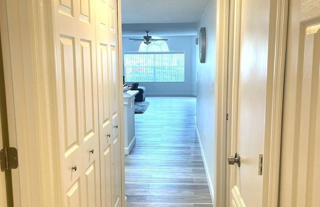 Three Bedroom Apartment #5 -- 5003 LBC -- Vusa Three Bedroom Condo Apartment - Foto 24