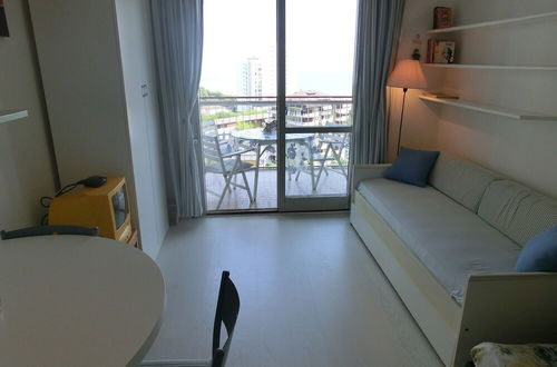 Foto 12 - Wonderful Studio With Swimming Pool, Terrace and sea View by Beahost Rentals