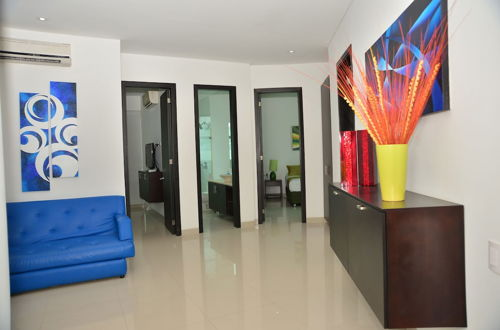 Photo 14 - Modern 3 Bedroom Apartment With Sea-beach View