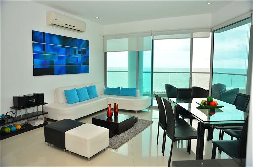 Foto 1 - Modern 3 Bedroom Apartment With Sea-beach View