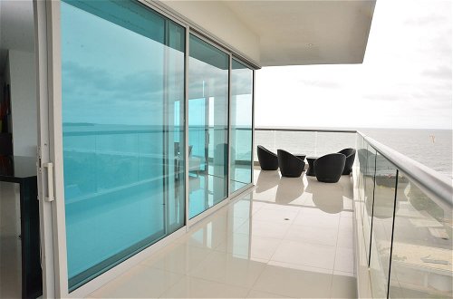 Foto 8 - Modern 3 Bedroom Apartment With Sea-beach View