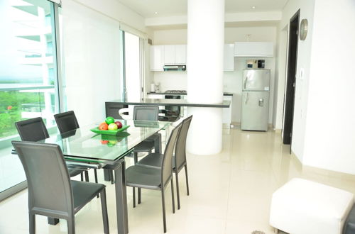 Foto 9 - Modern 3 Bedroom Apartment With Sea-beach View