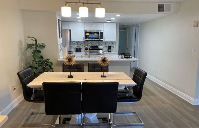 Three Bedroom Apartment #7 -- 2737 NPB -- Vusa Three Bedroom Condo Apartment - Foto 15