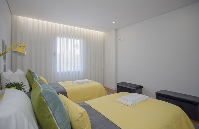 Liiiving -Luxury River View Apartment VI - Photo 12