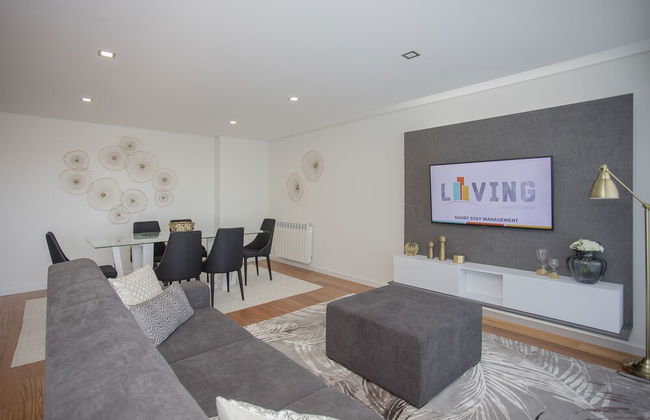 Liiiving -Luxury River View Apartment VI - Photo 28