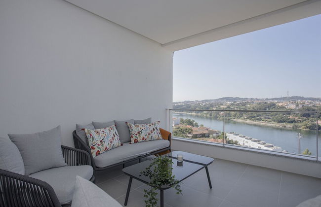 Liiiving -Luxury River View Apartment VI - Photo 35