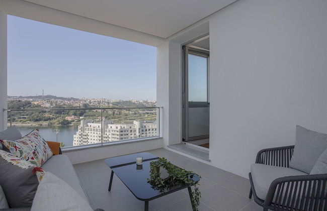 Liiiving -Luxury River View Apartment VI - Photo 36
