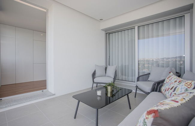 Liiiving -Luxury River View Apartment VI - Photo 34
