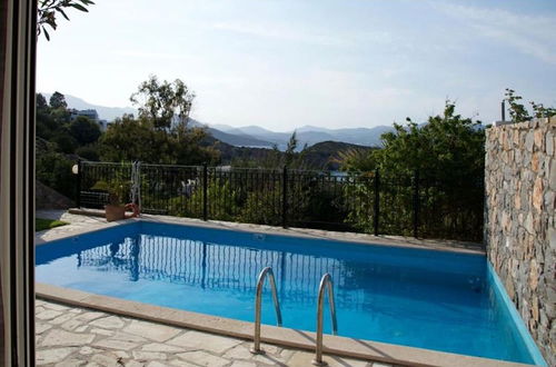 Foto 17 - One Bedroom Villa With Private Seawater Pool! Just 150 Meters From the sea