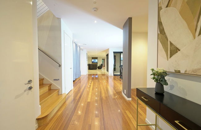 Luxury 7BRM Lakeside BigHouse Point Cook - Photo 50