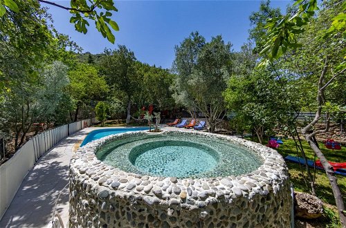 Foto 20 - Villa With Pool Surrounded by Nature in Fethiye