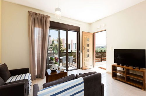 Foto 3 - Apartment With Sea View Terrace in Crete