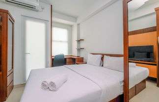 Foto 1 - Fancy And Nice Studio Apartment At Transpark Cibubur