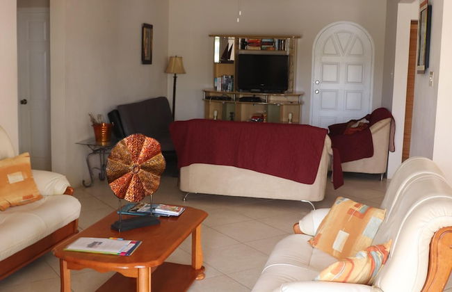 Ginger Lily 2-bed Suite at Sungold House Barbados - Foto 6