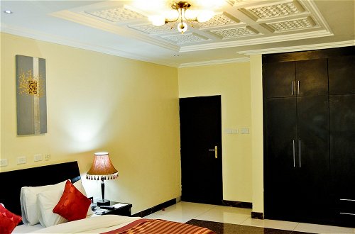 Foto 10 - AES Luxury Apartments