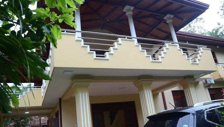 Photo 1 - Villa Vinses In Hikkaduwa