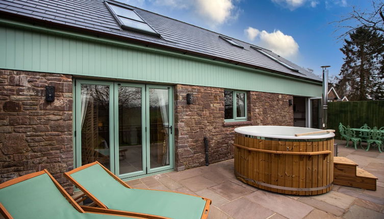 Photo 1 - Luxury Cottage With hot tub in the Forest of Dean