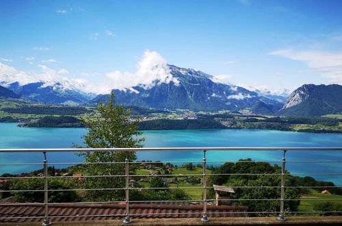 Foto 1 - Chalet With Panoramic Views of the Mountains of the Oberland and Lake Thun