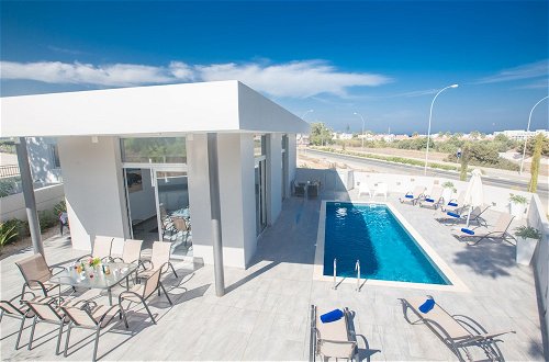 Foto 11 - Villa Prpo490a, Stunning 5bdr Protaras Villa With Pool, Close to the Beach