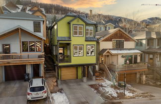 Photo 2 - Chartreuse by Avantstay Modern Mountain Cabin in Heart of Park City