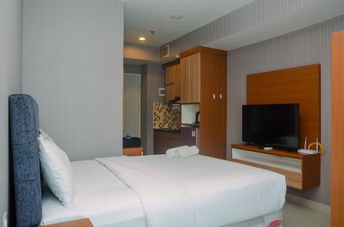 Photo 6 - Comfortable Studio Grand Kamala Lagoon Apartment