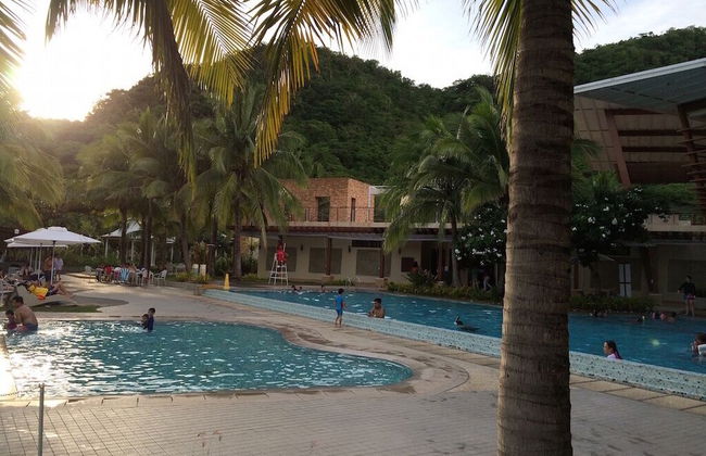 Beach Condos Pico de Loro Hamilo Coast - Foto 78