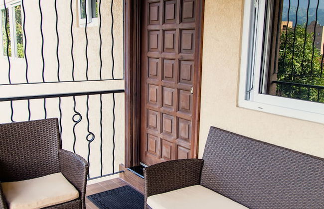 New Kingston Apartment at The Palms - Photo 29
