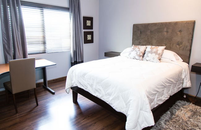 New Kingston Apartment at The Palms - Photo 6