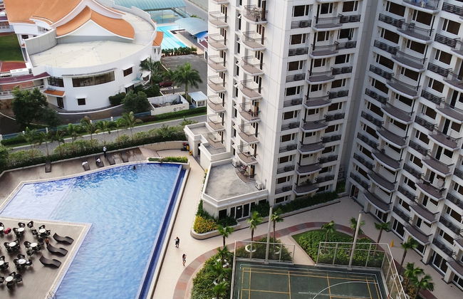Solemare Parksuites Condo R Us - Photo 1