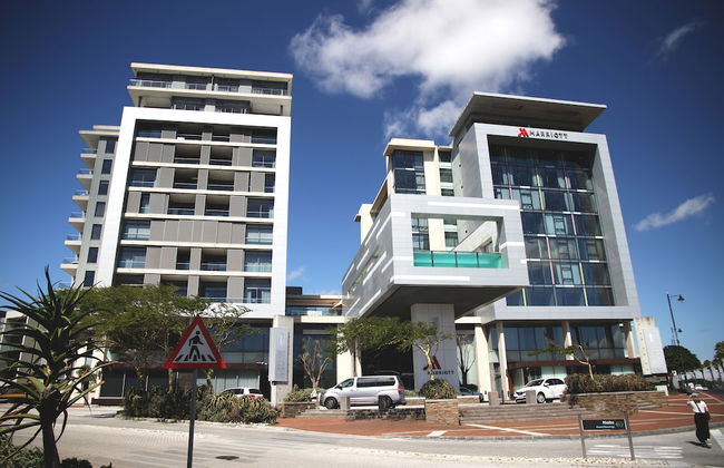 The Residences at Crystal Towers - Photo 55