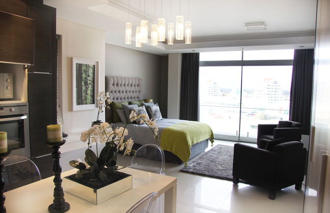 The Residences at Crystal Towers - Foto 20