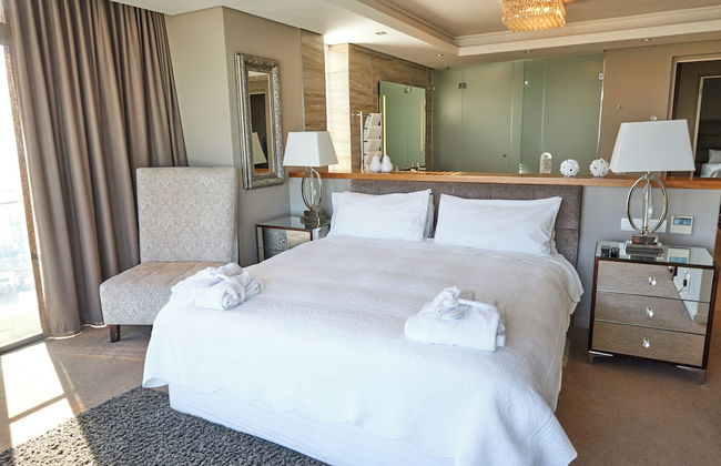 The Residences at Crystal Towers - Photo 13