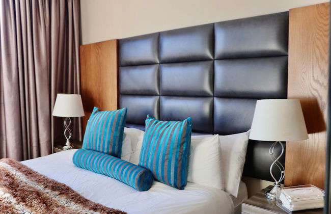 The Residences at Crystal Towers - Foto 45