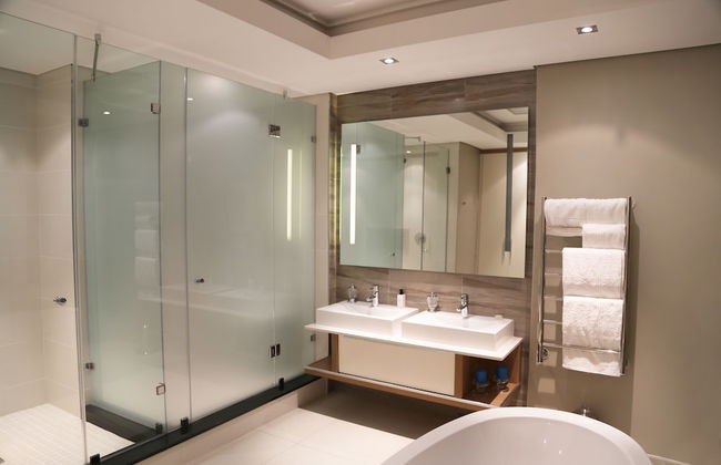 The Residences at Crystal Towers - Foto 15